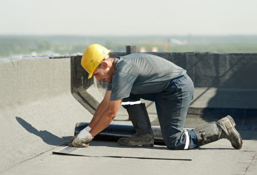 Understanding The Benefits Of Investing In Commercial Re-roofing