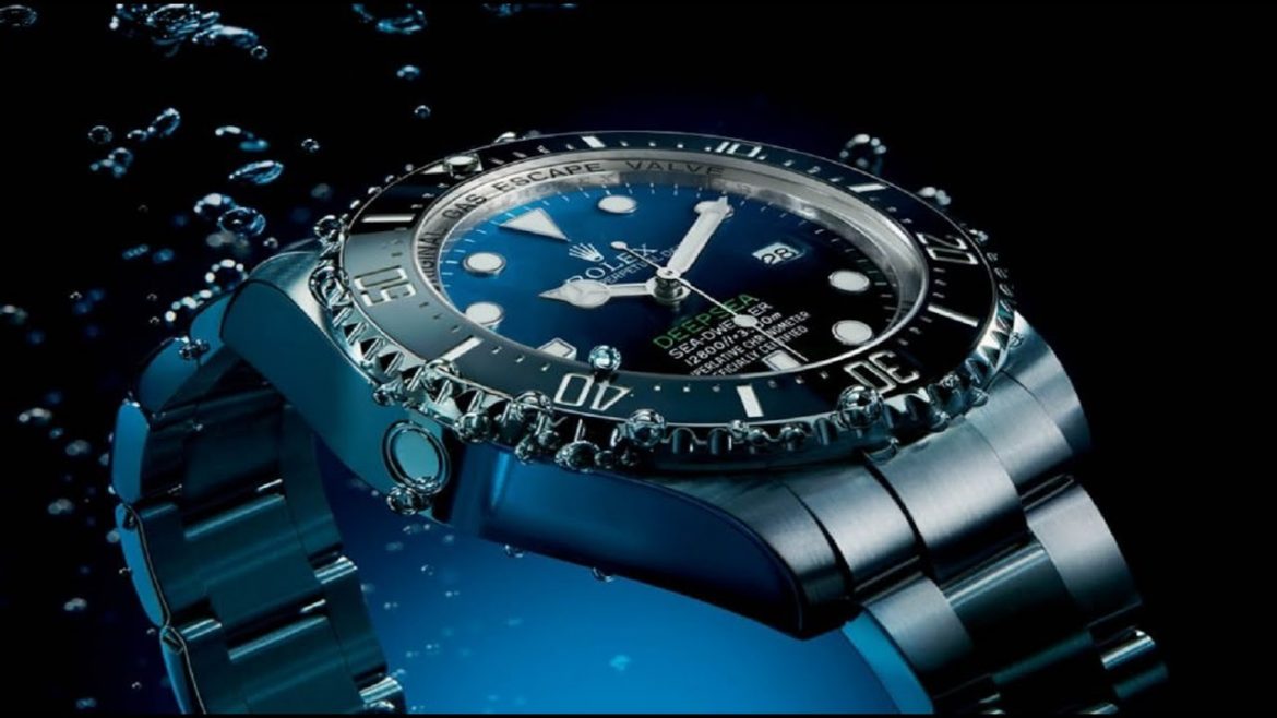 Is the Rolex Cosmograph Daytona water-resistant?