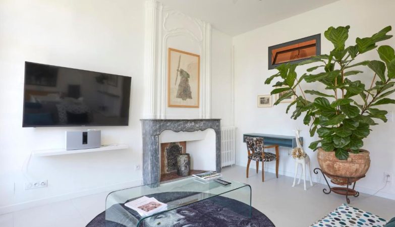 Apartments for art lovers that let you stay and see